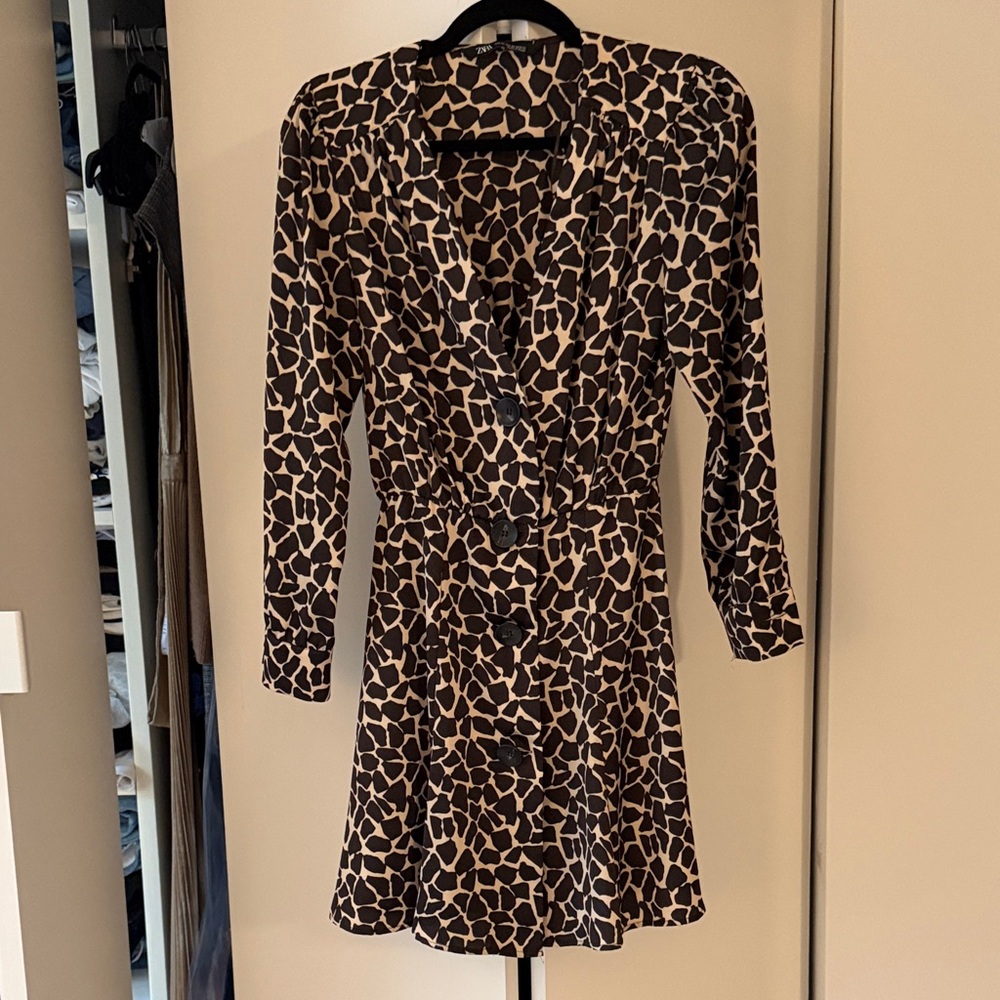 Zara Black and Cream Long Sleeve Printed Button Dress